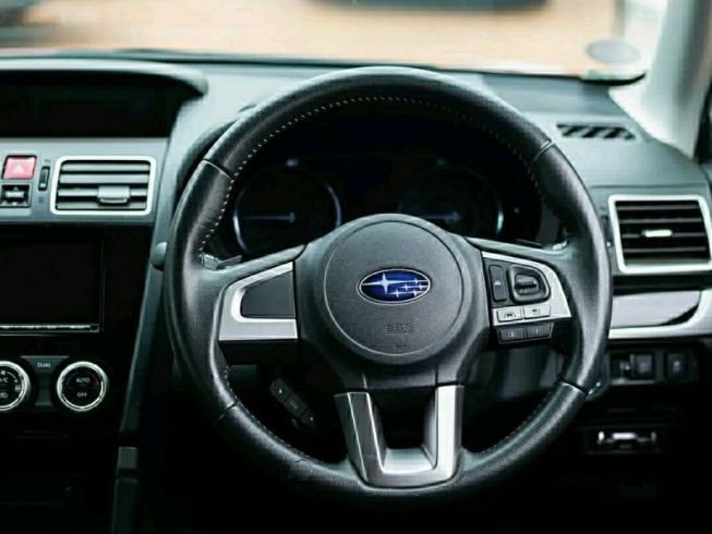 
								Subaru FORESTER full									