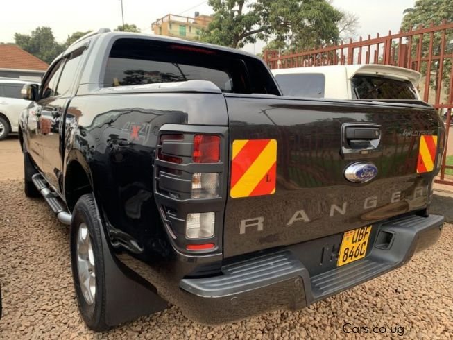 
								Ford ranger doublecabin full									